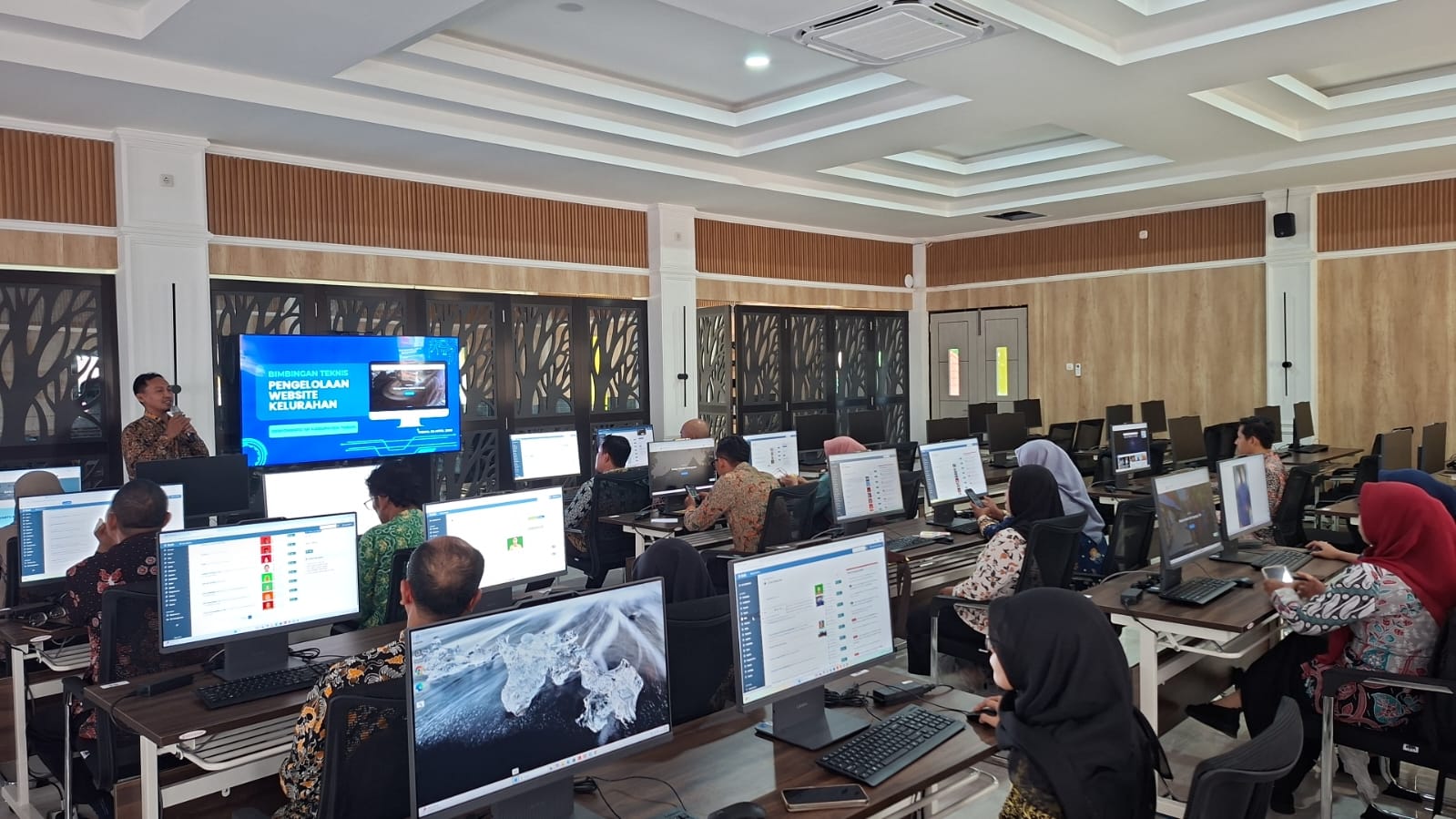 Kelurahan Kutorejo Berpartisipasi dalam Bimbingan Teknis Website Kelurahan