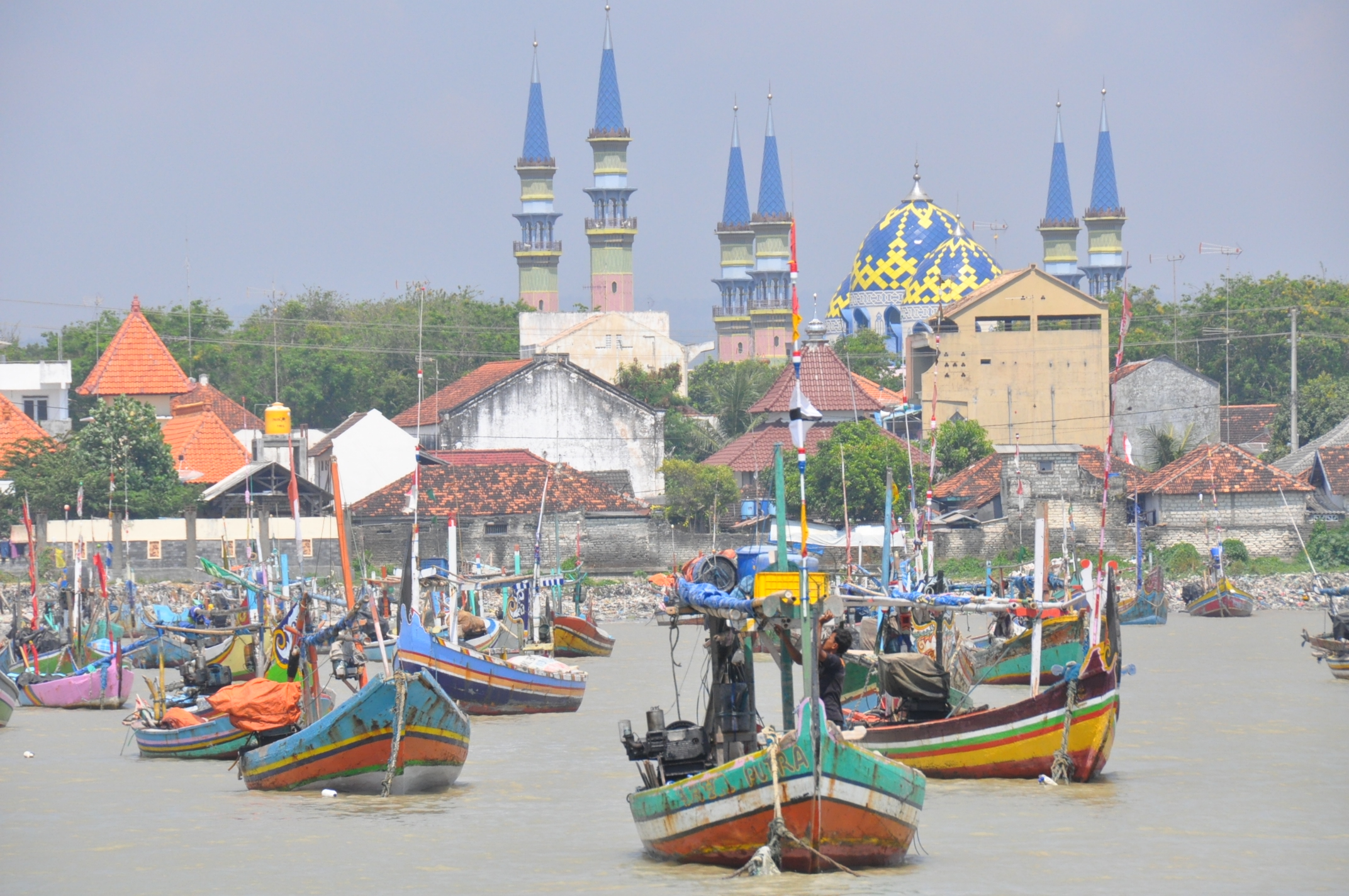 Perahu Nelayan Kutorejo